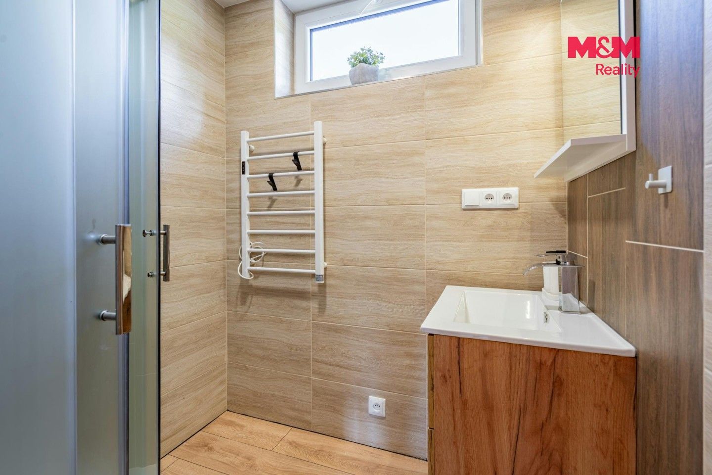 Prodej komerčního prostoru 226 m² - foto 28