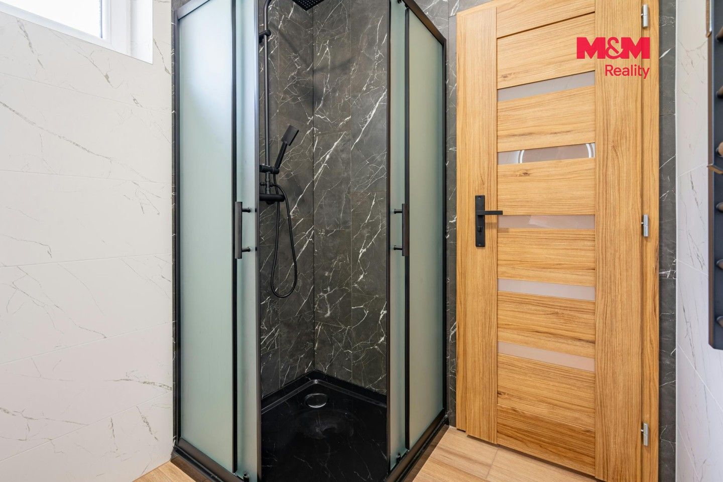 Prodej komerčního prostoru 113 m² - foto 23