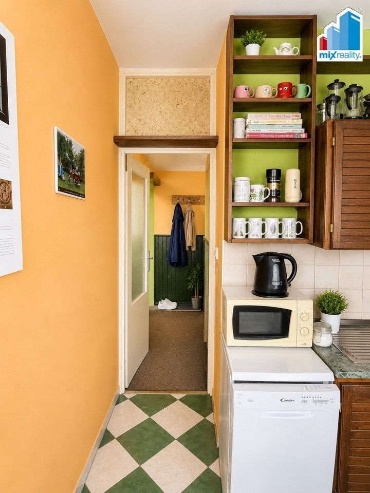 Prodej bytu 3+1 63 m² - foto 4