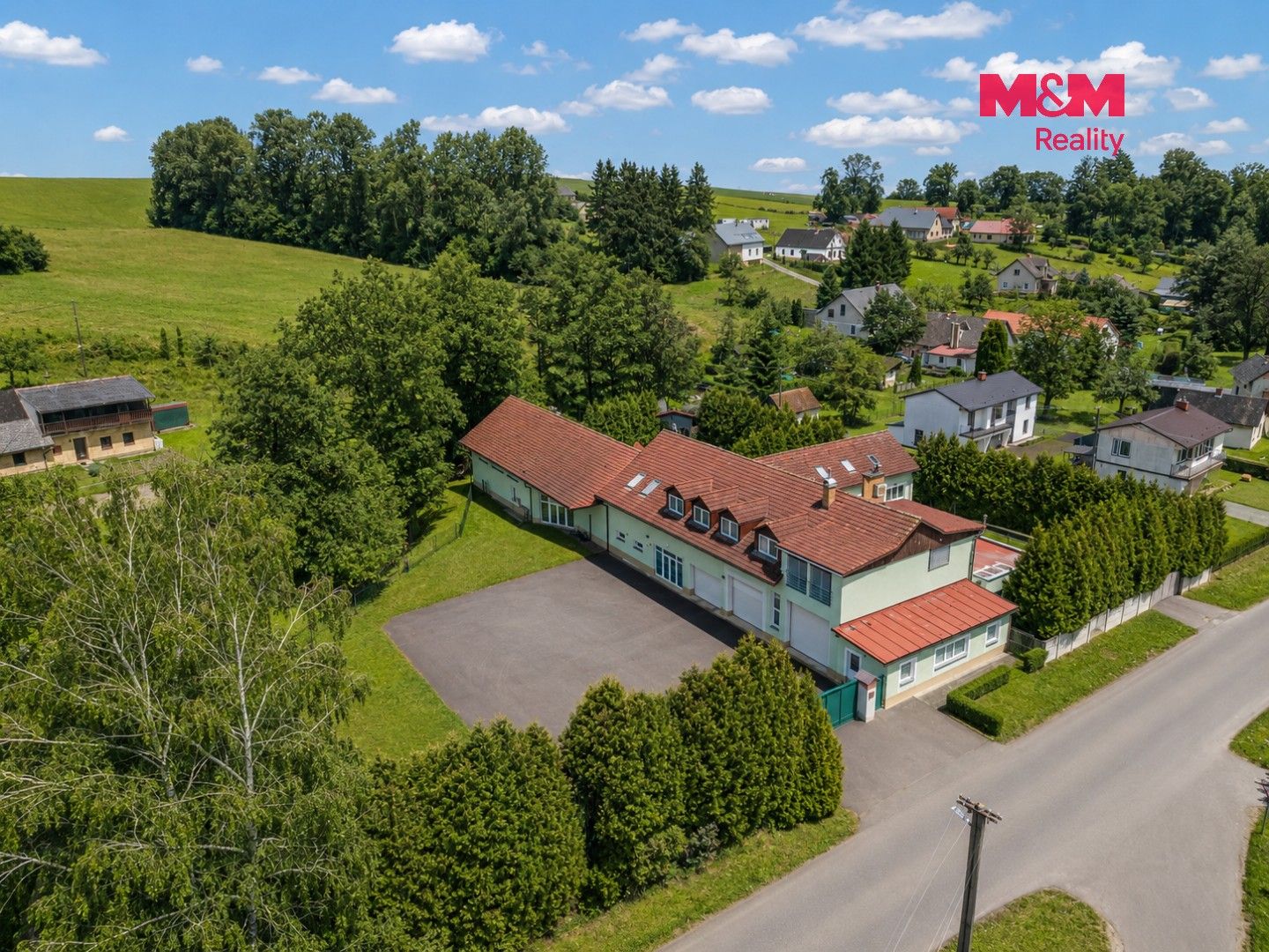 Prodej komerčního prostoru 847 m² - foto 4