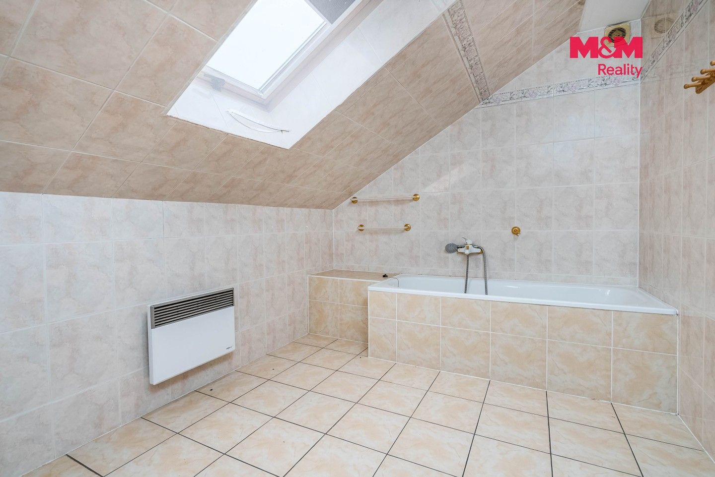 Prodej komerčního prostoru 847 m² - foto 25