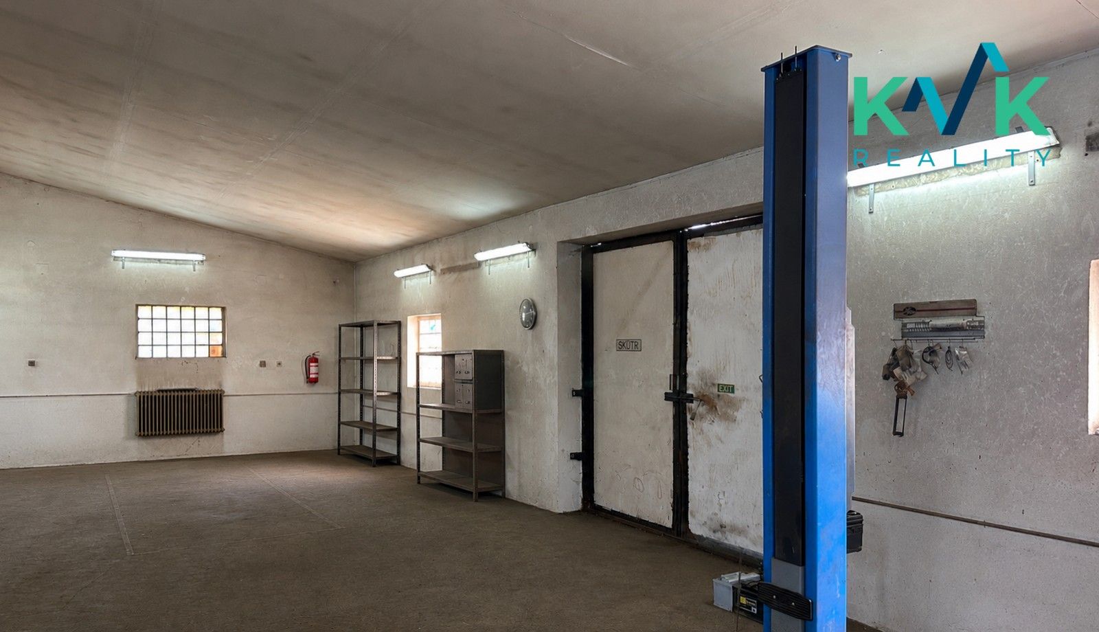 Prodej komerčního prostoru 210 m² - foto 6