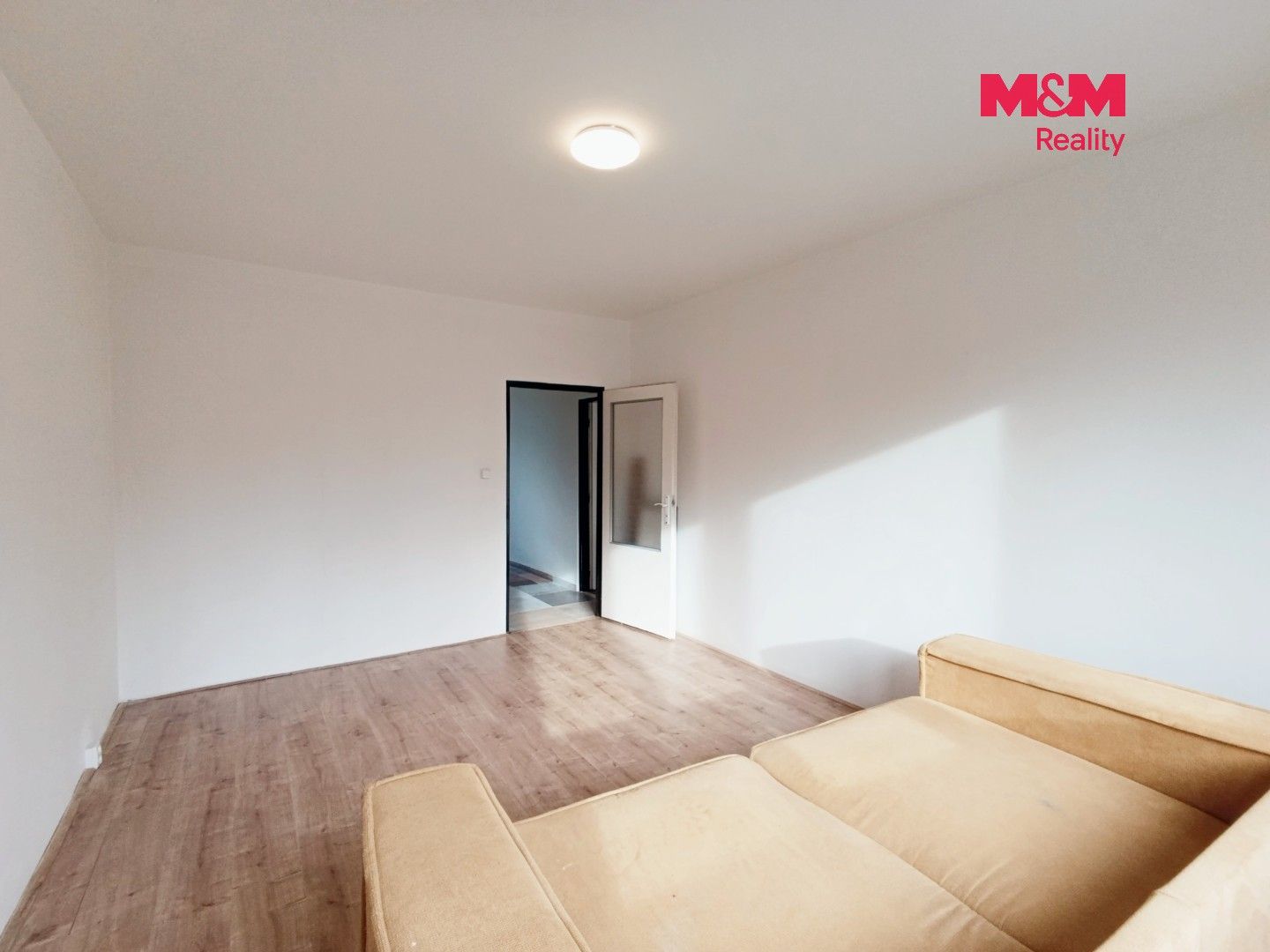 Pronájem bytu 2+1 61 m² - foto 3
