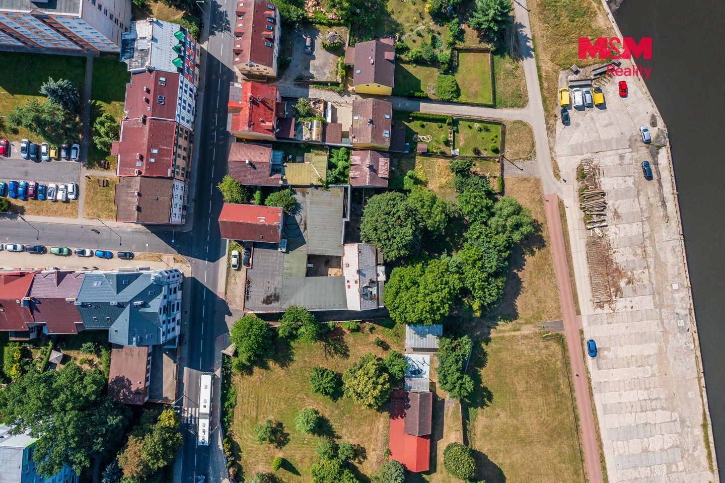 Prodej komerčního prostoru 1000 m² - foto 7