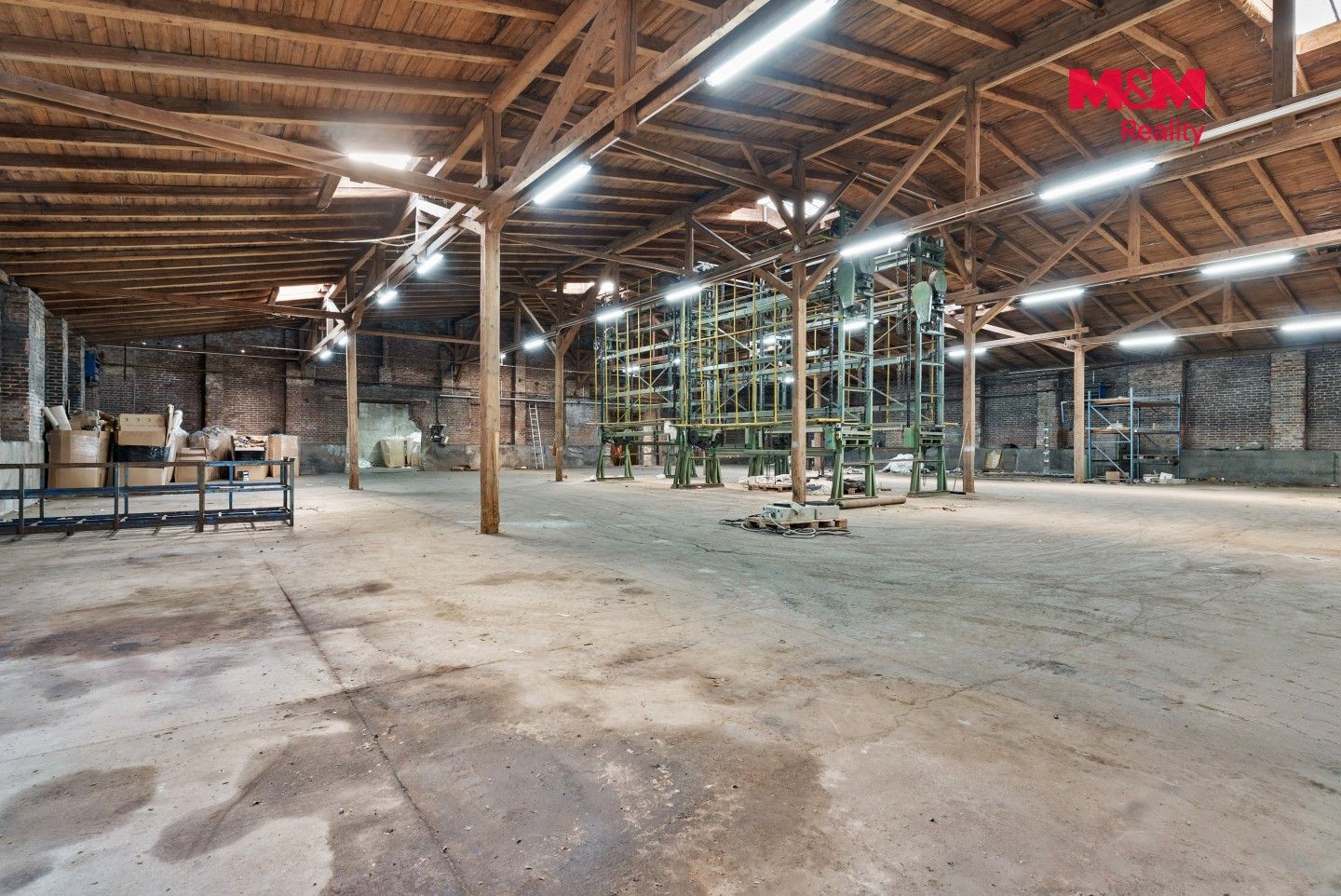 Pronájem komerčního prostoru 4500 m² - foto 19