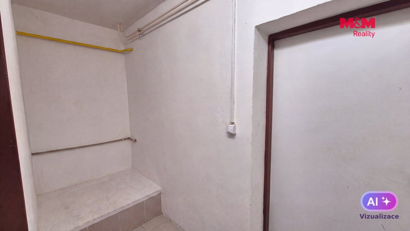 Pronájem komerčního prostoru 58 m² - foto 5