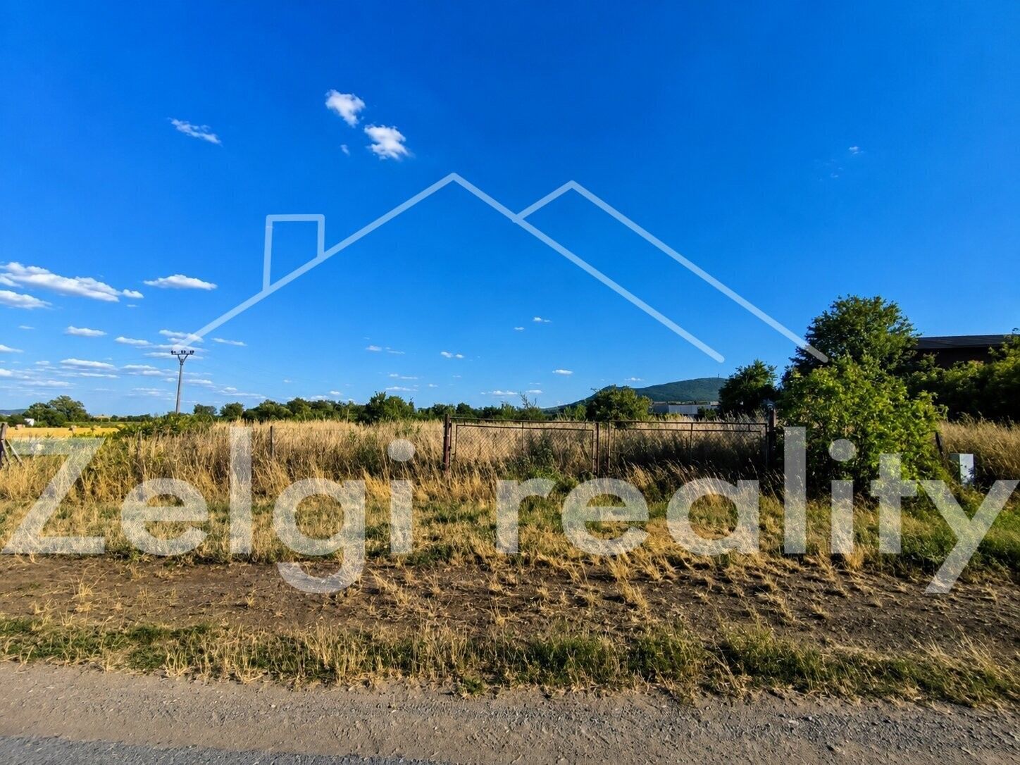 Prodej pozemku 2465 m² - foto 6