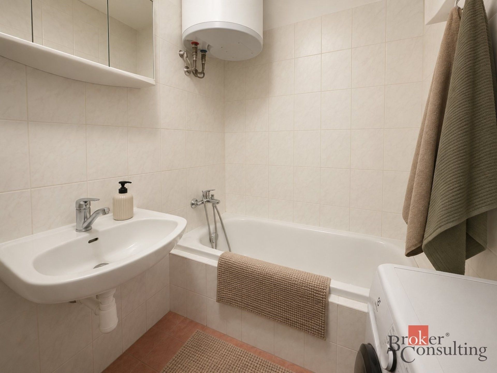 Prodej bytu 2+1 51 m² - foto 4