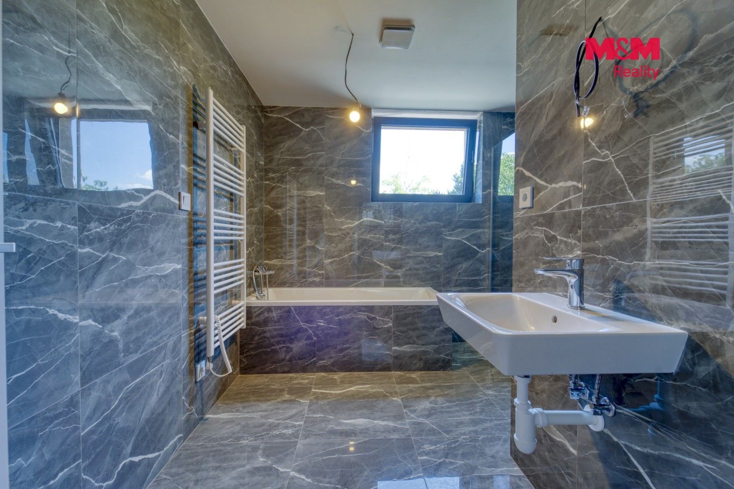 Pronájem bytu 3+kk 103 m² - foto 2
