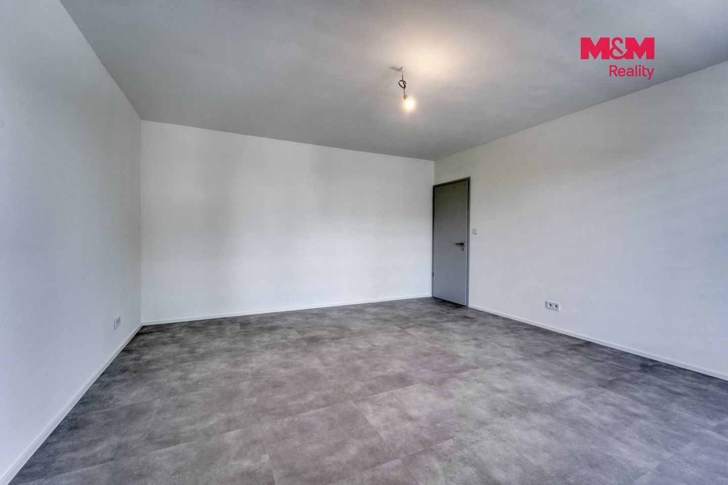 Pronájem bytu 3+kk 103 m² - foto 10