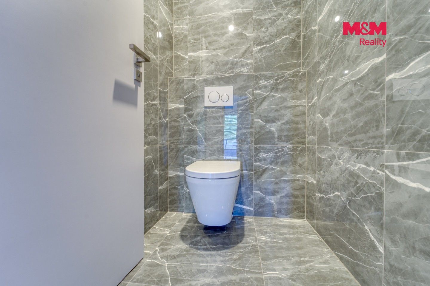 Pronájem bytu 3+kk 103 m² - foto 13