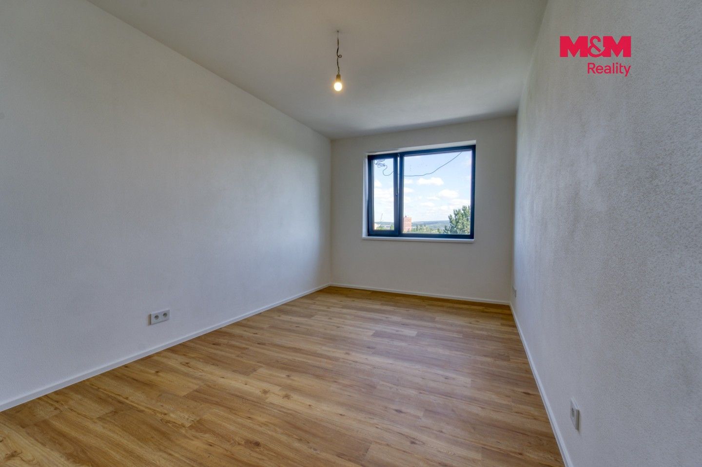 Pronájem bytu 3+kk 92 m² - foto 12