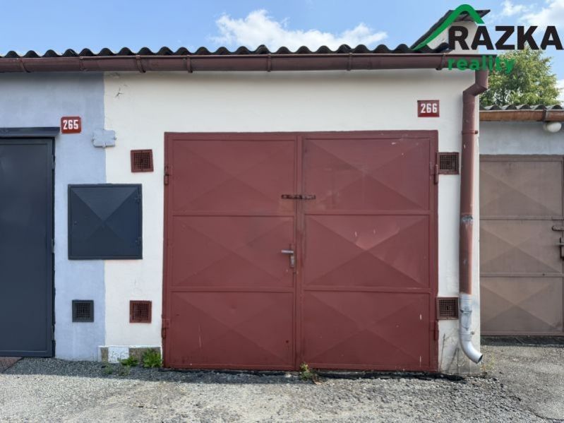 Prodej nemovitosti 25 m² - foto 1