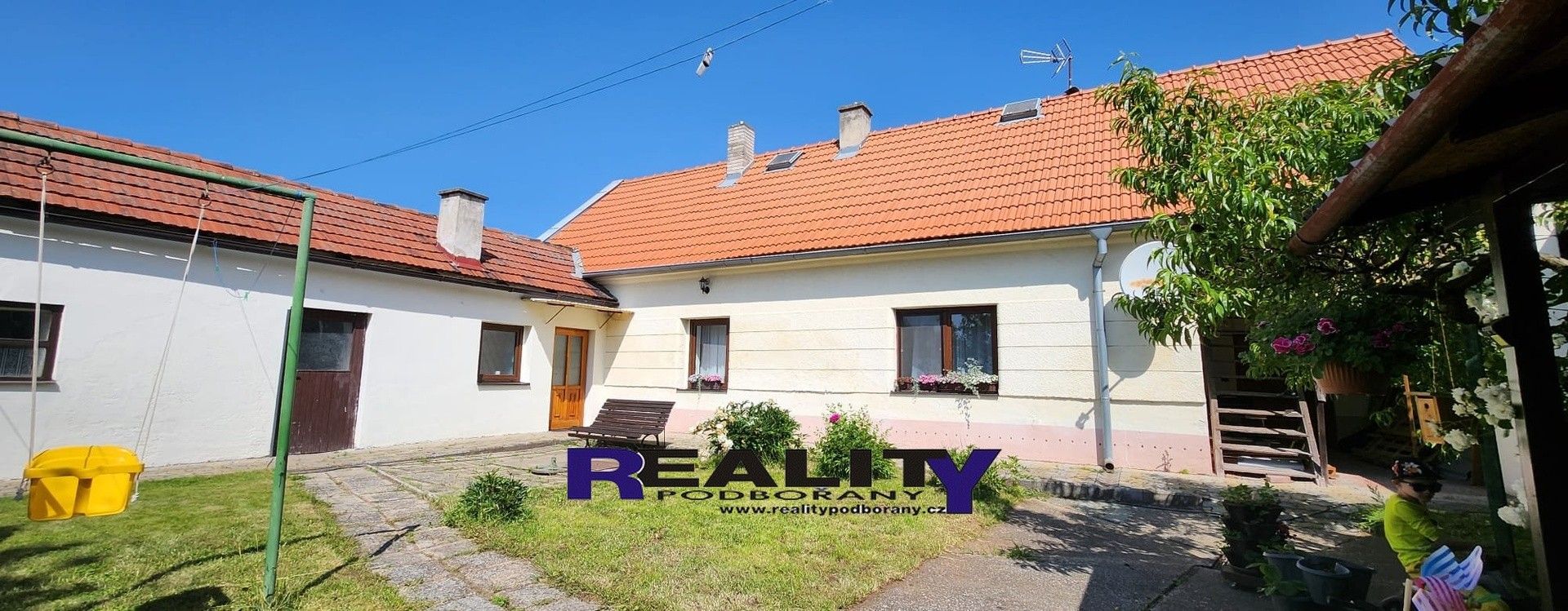 Prodej domu 212 m² - foto 1