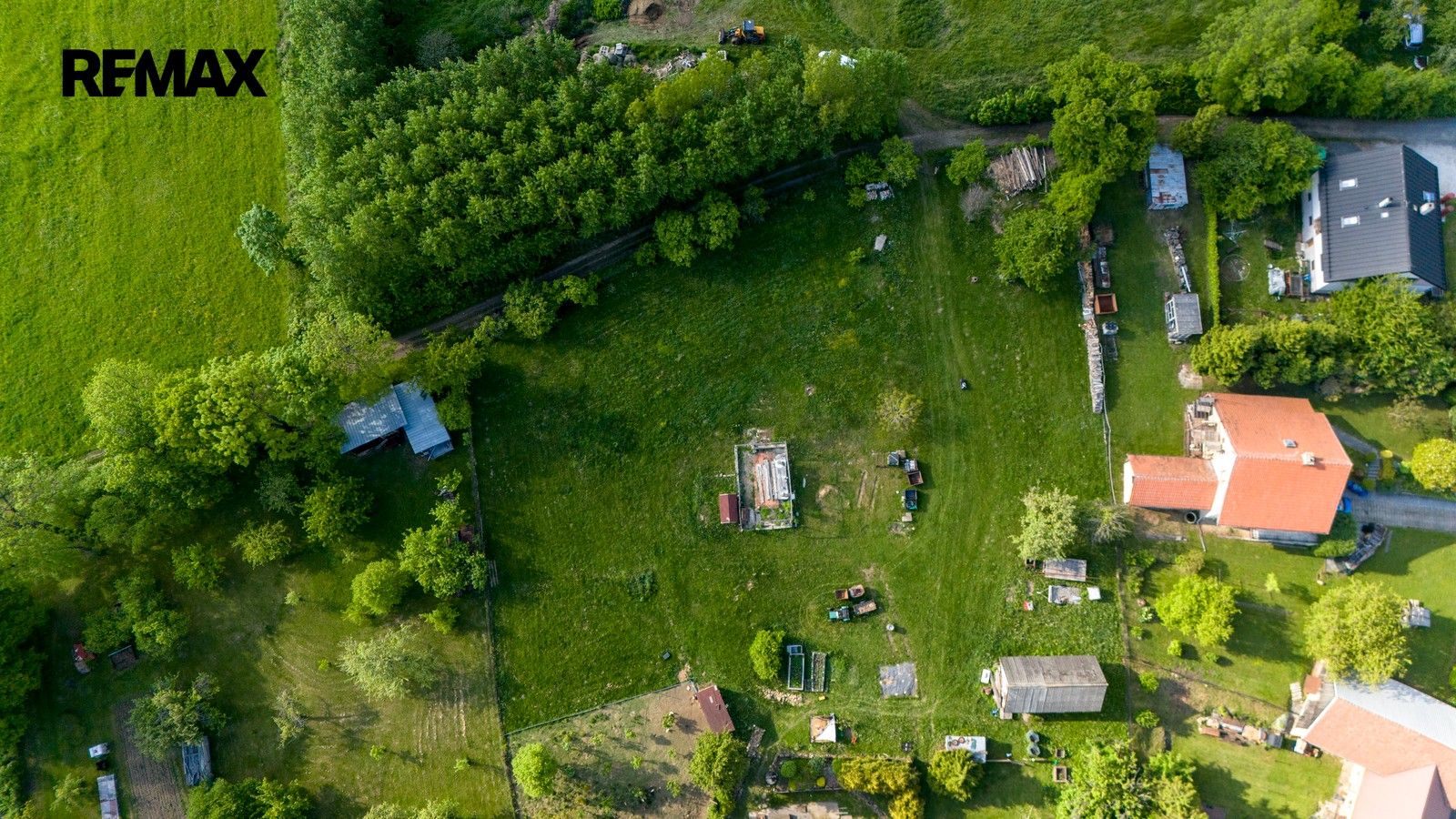 Prodej pozemku 966 m² - foto 12