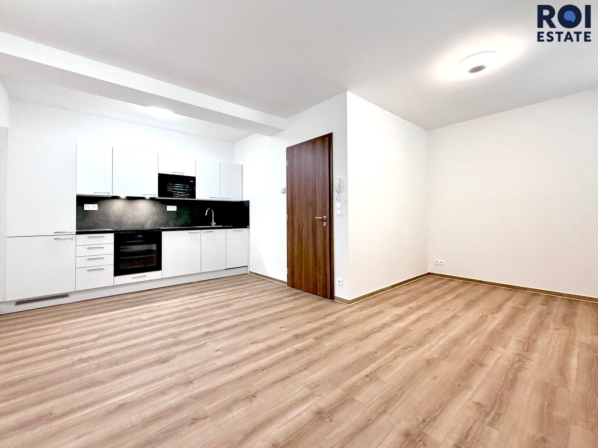 Pronájem bytu 1+kk 30 m² - foto 5