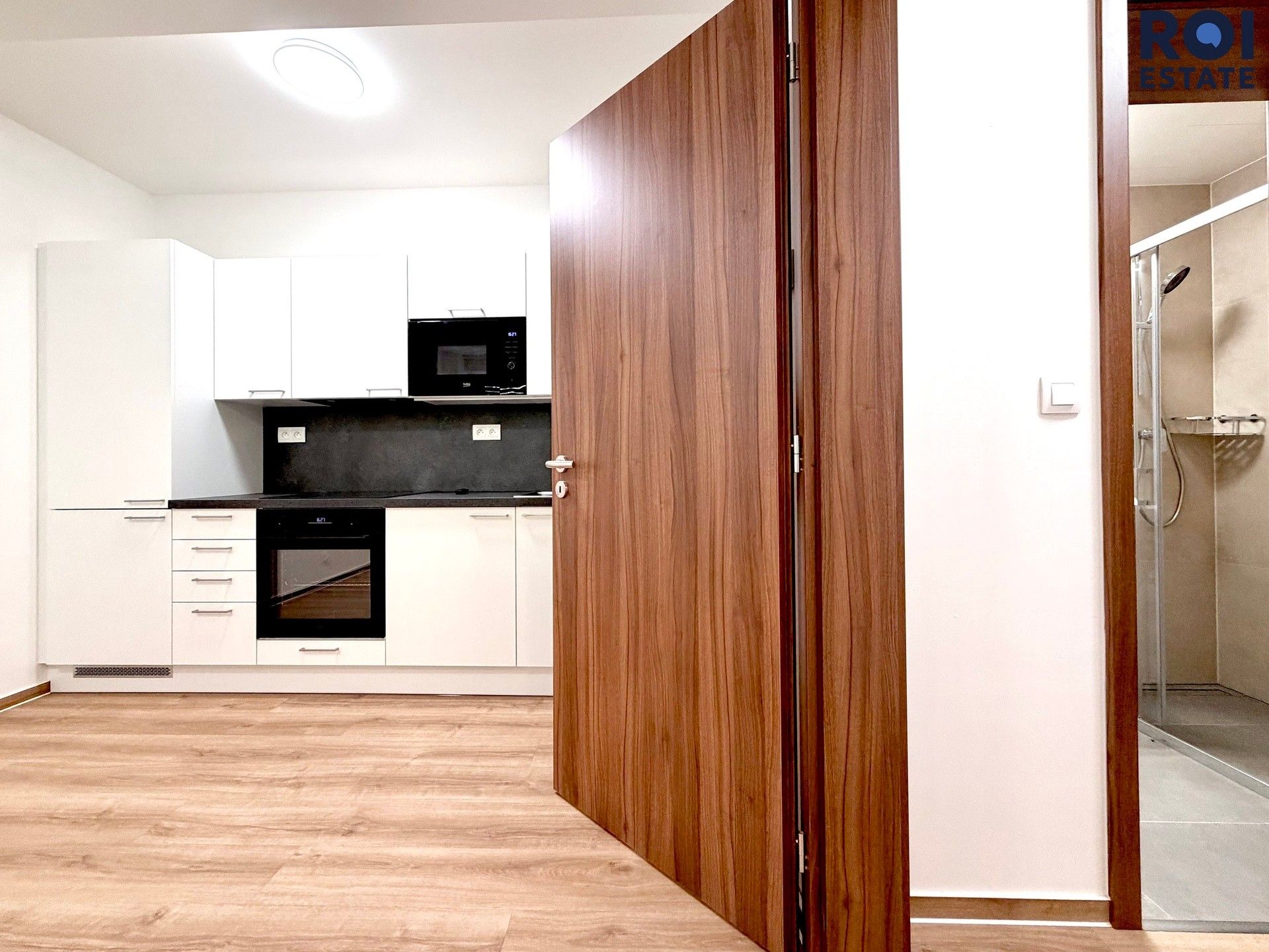 Pronájem bytu 1+kk 30 m² - foto 9