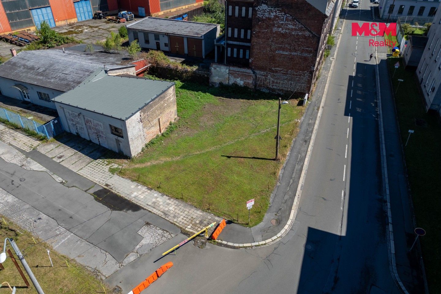 Prodej komerčního prostoru 388 m² - foto 4