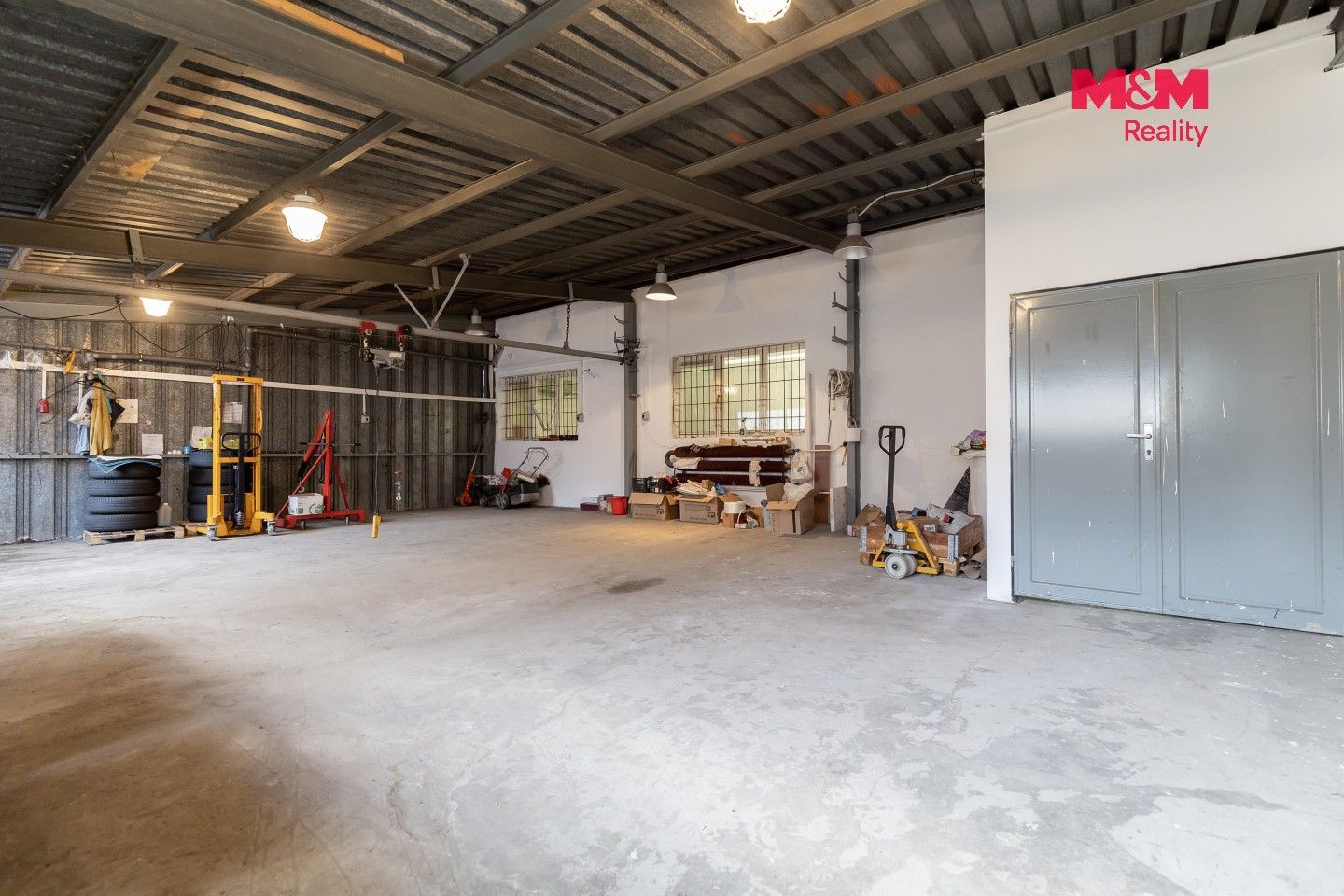 Prodej komerčního prostoru 388 m² - foto 12