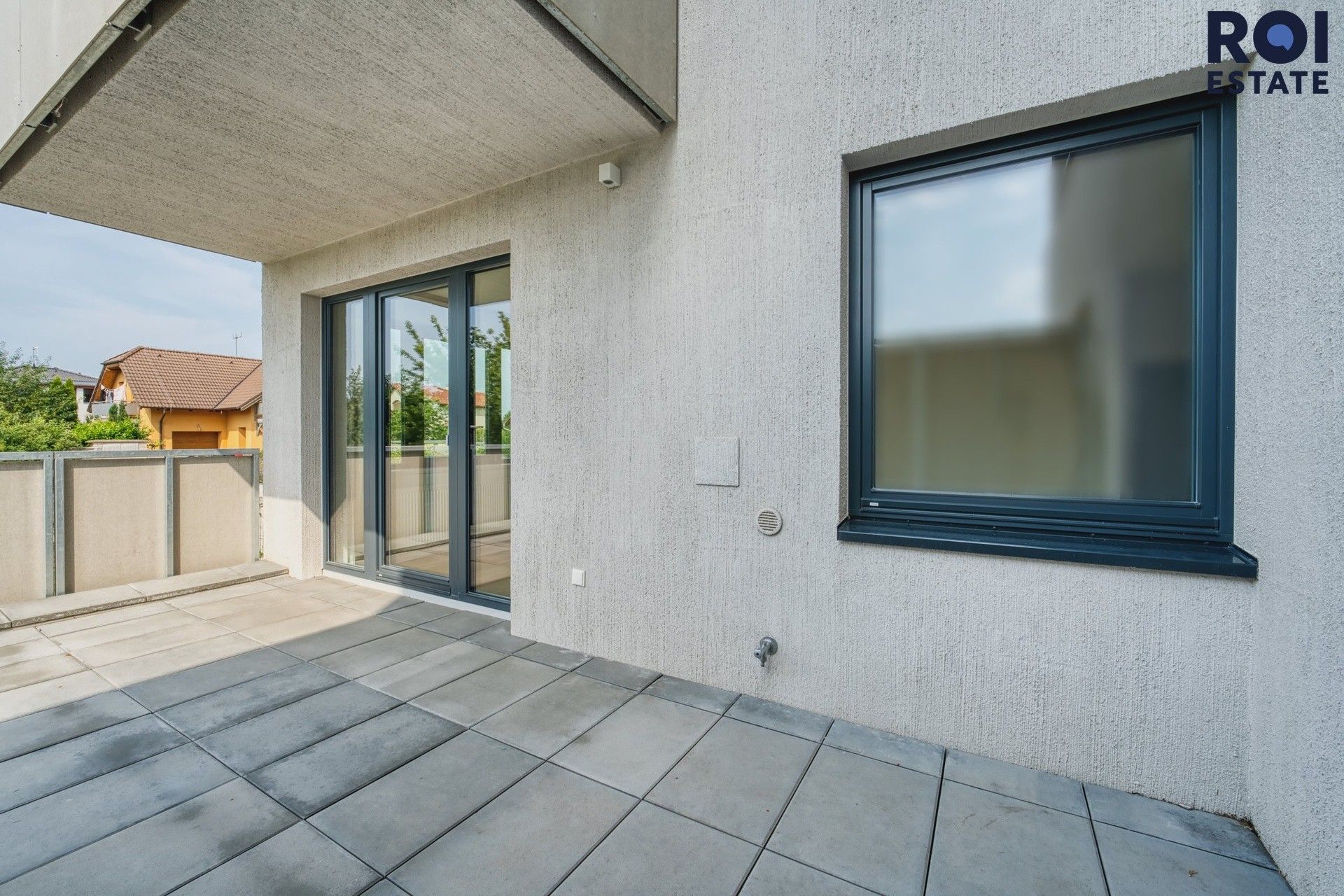 Pronájem bytu 3+kk 88 m² - foto 16