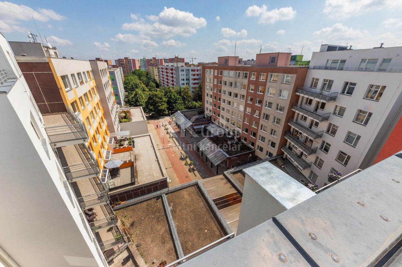 Pronájem bytu 2+kk 65 m² - foto 15
