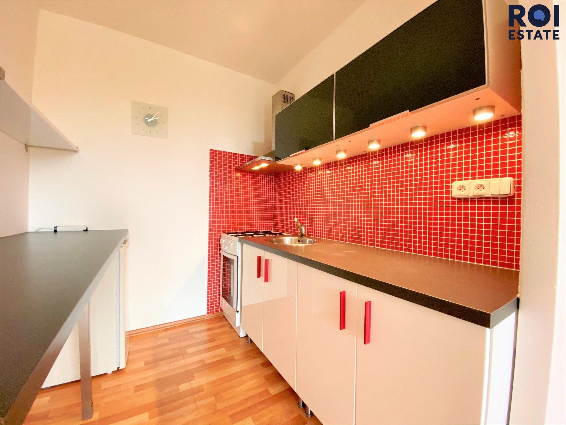 Pronájem bytu 2+kk 48 m² - foto 4
