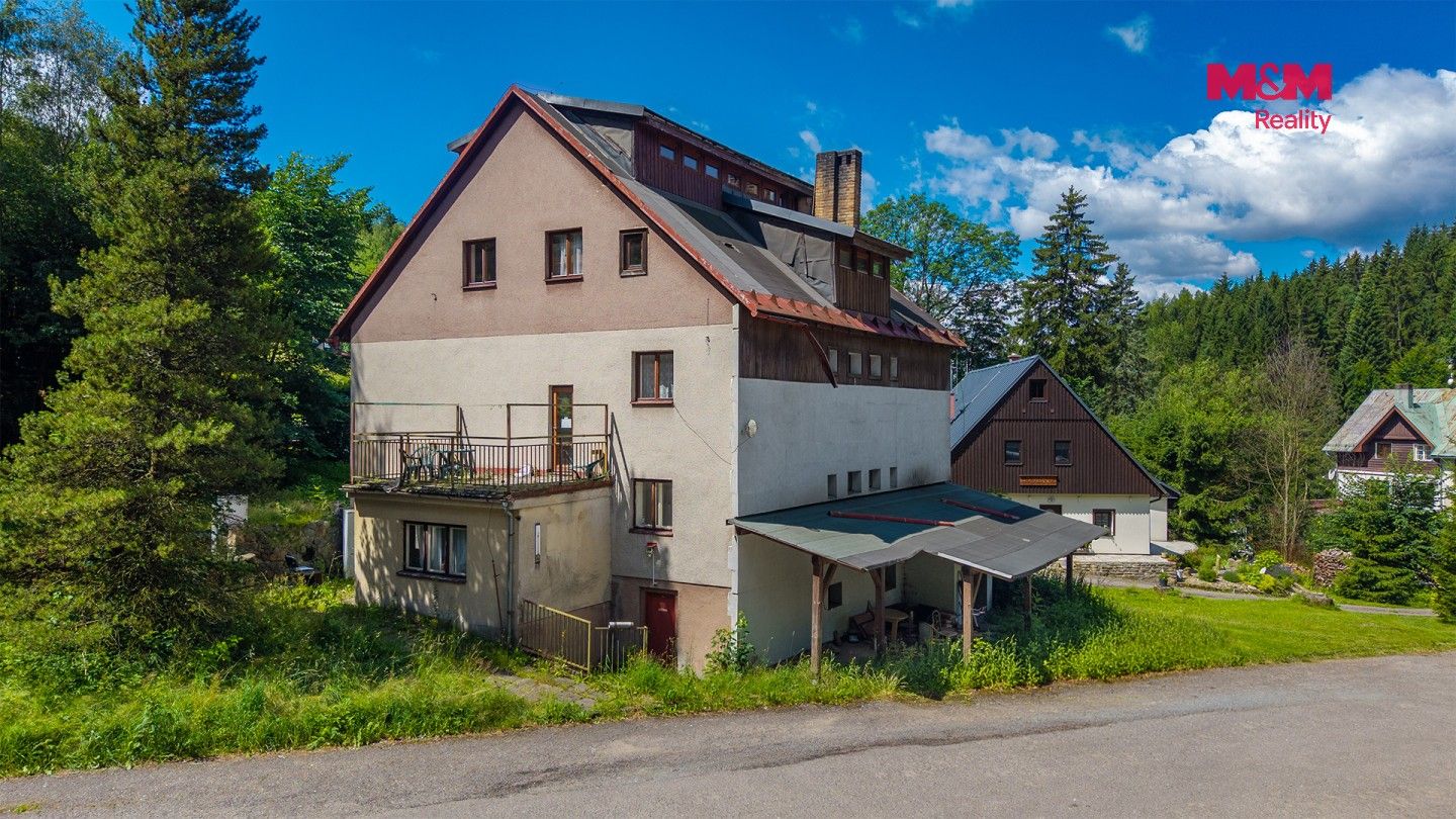 Prodej komerčního prostoru 850 m² - foto 2