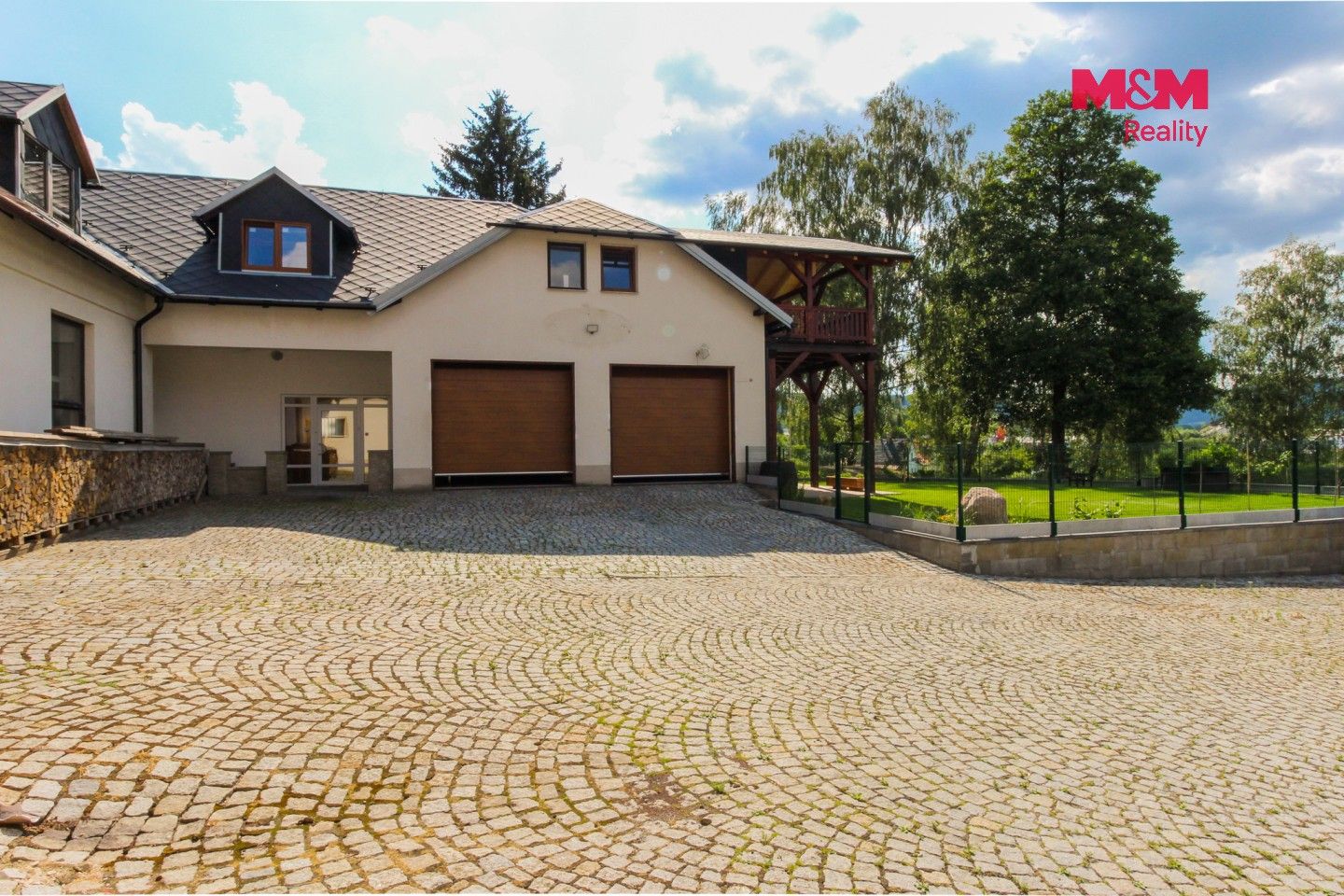 Prodej komerčního prostoru 1051 m² - foto 5