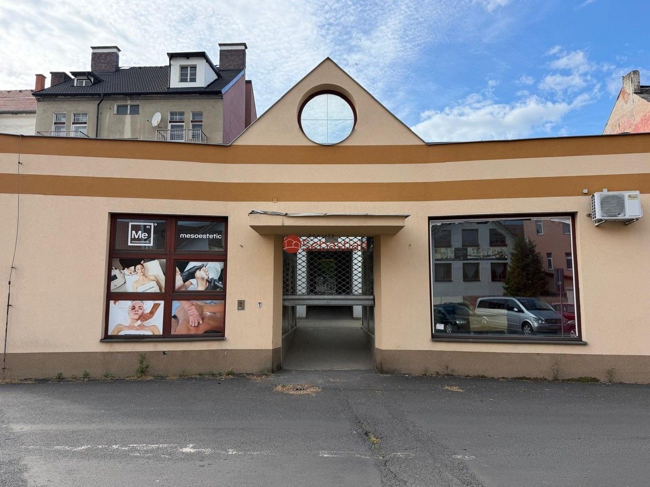 Pronájem komerčního prostoru 35 m² - foto 1