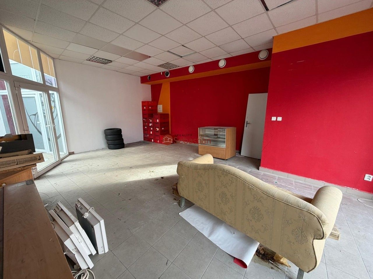 Pronájem komerčního prostoru 35 m² - foto 4