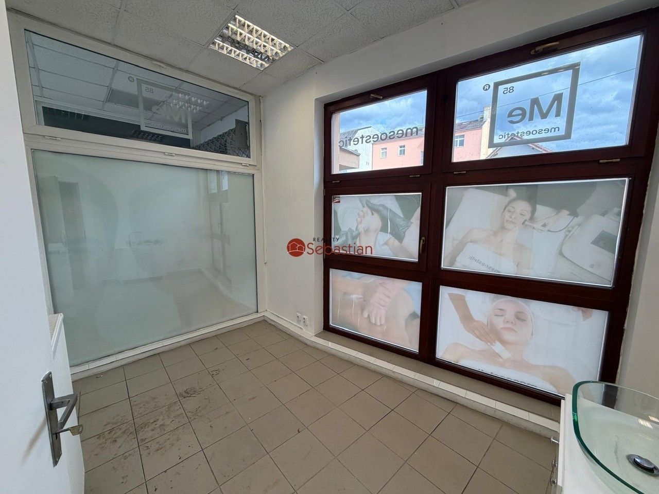 Pronájem komerčního prostoru 66 m² - foto 5