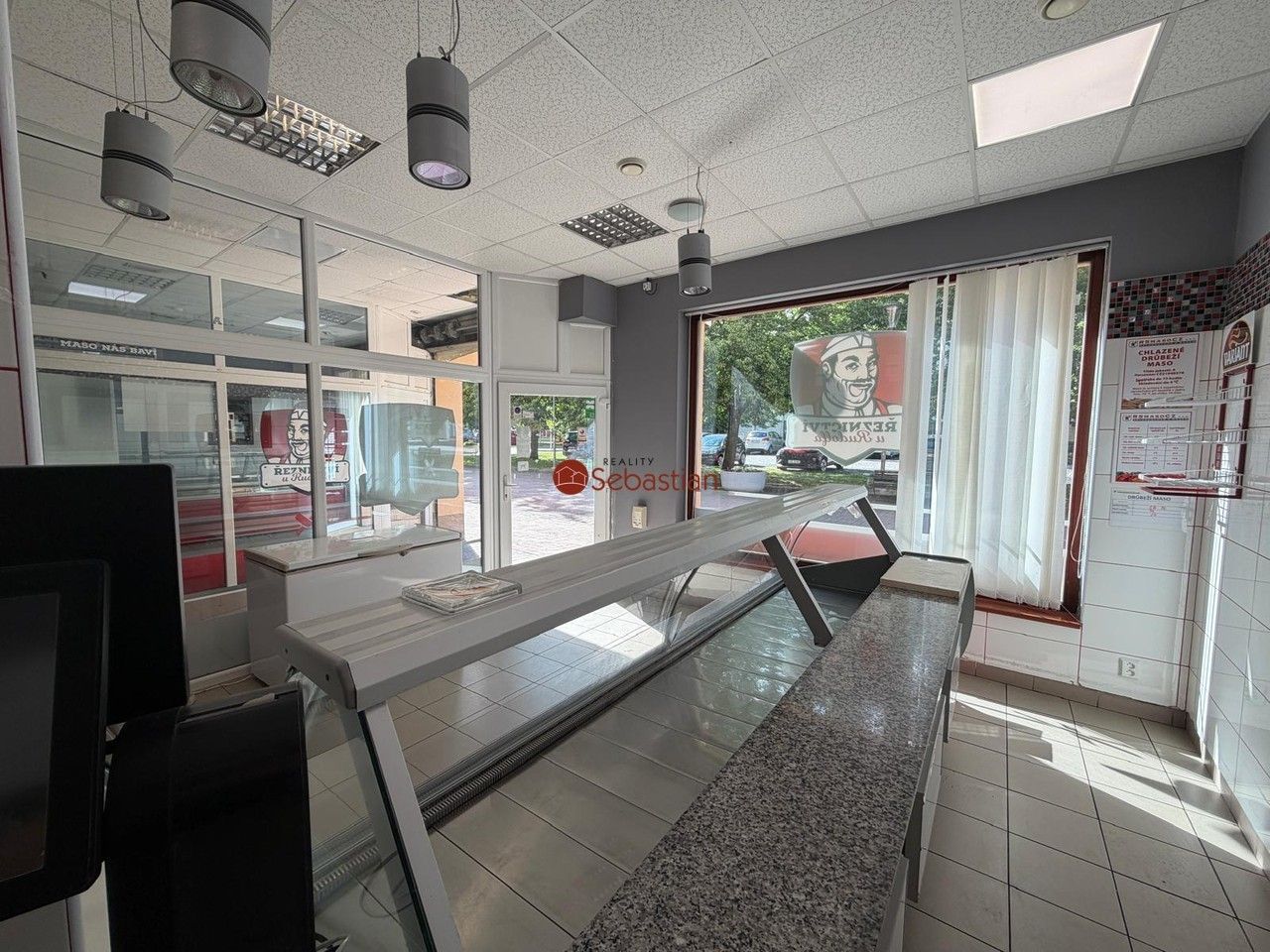 Pronájem komerčního prostoru 33 m² - foto 4
