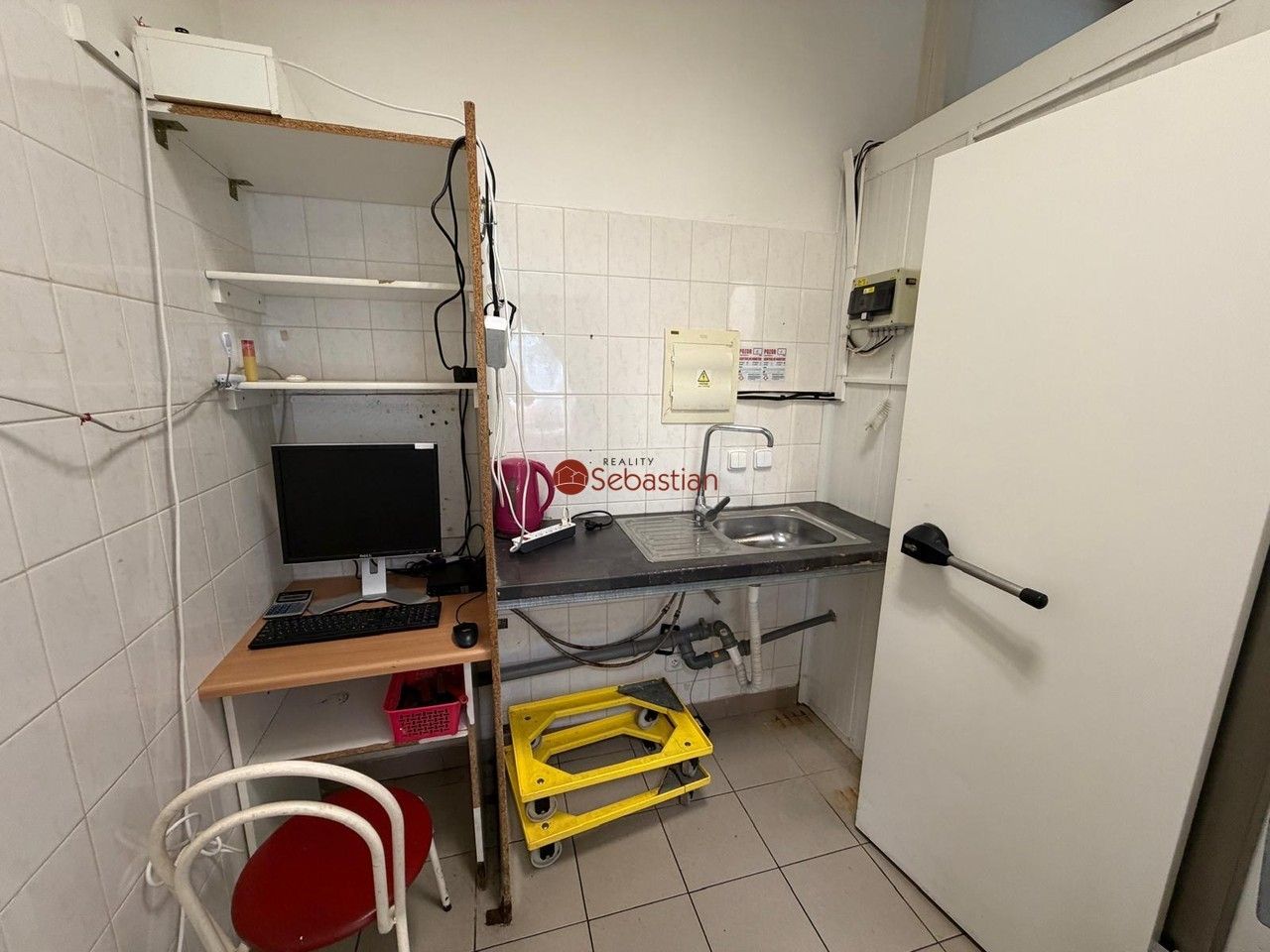 Pronájem komerčního prostoru 33 m² - foto 6