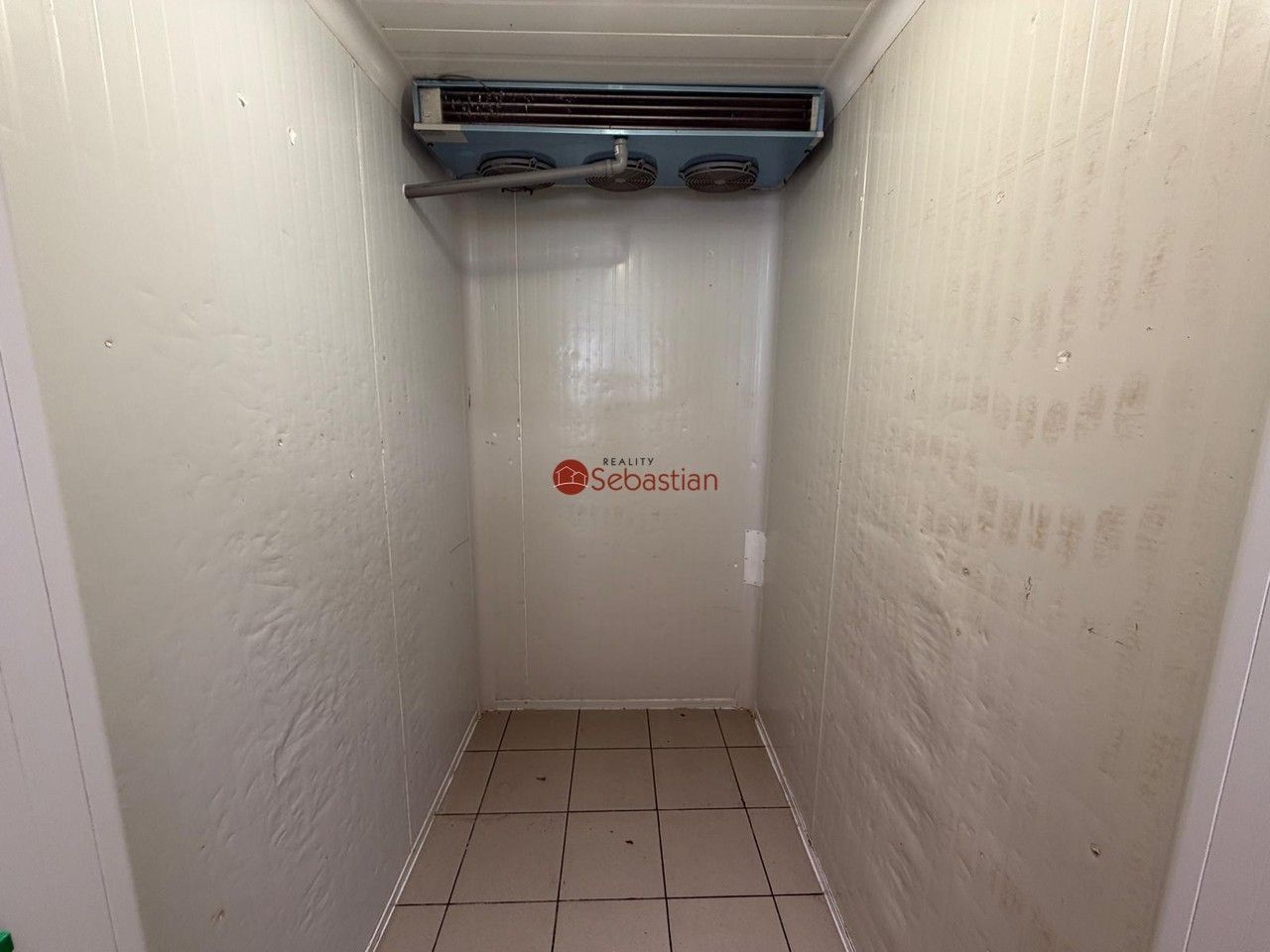 Pronájem komerčního prostoru 38 m² - foto 6