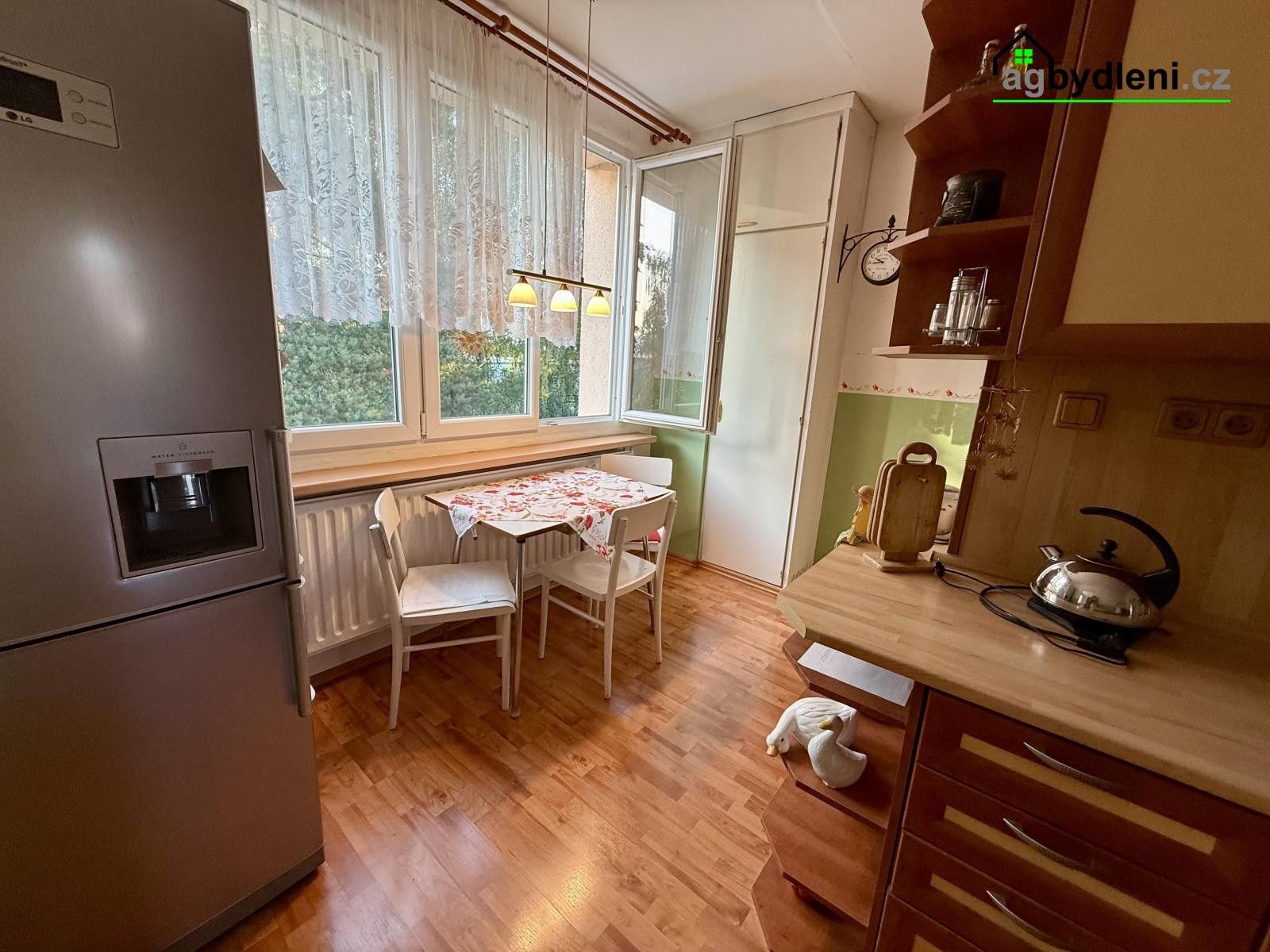 Pronájem bytu 3+1 66 m² - foto 2