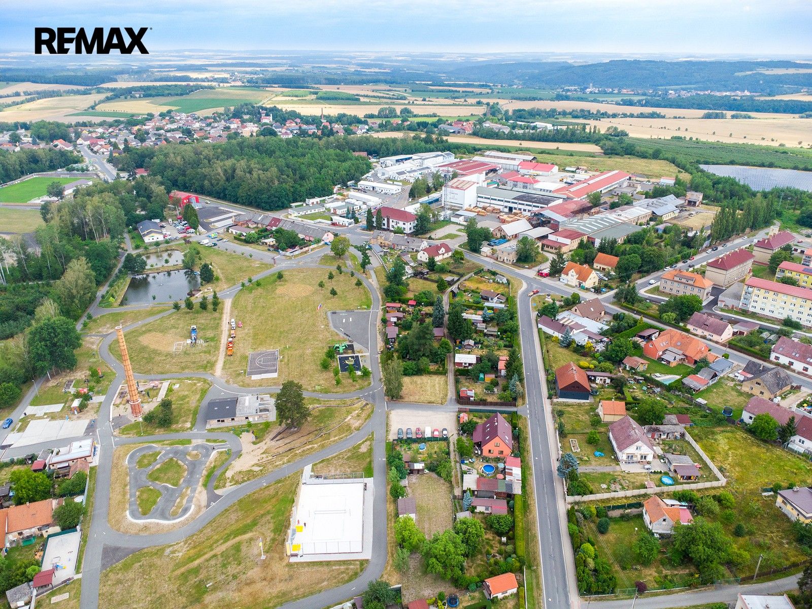 Prodej pozemku 678 m² - foto 14