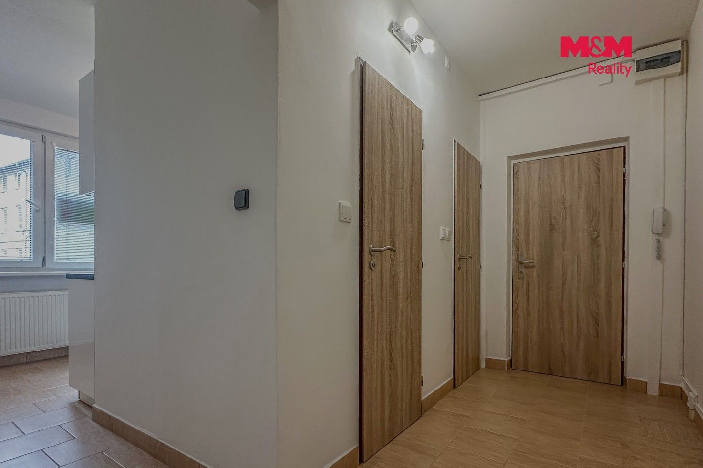 Pronájem bytu 3+1 74 m² - foto 13