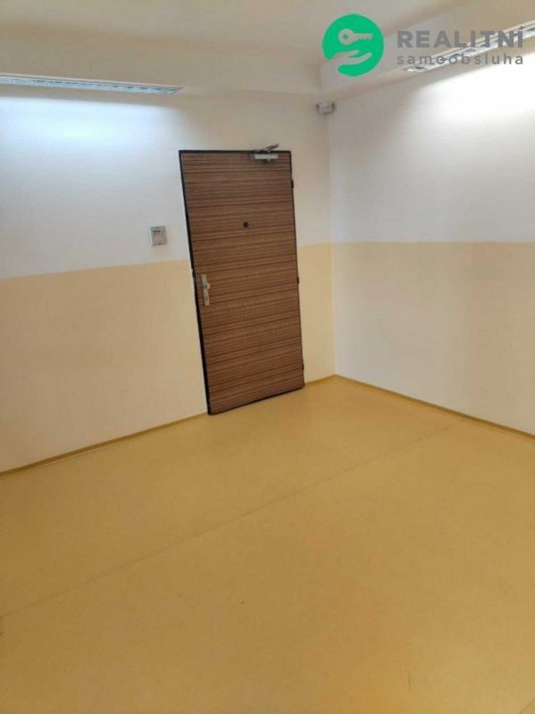 Pronájem bytu 2+kk 42 m² - foto 11