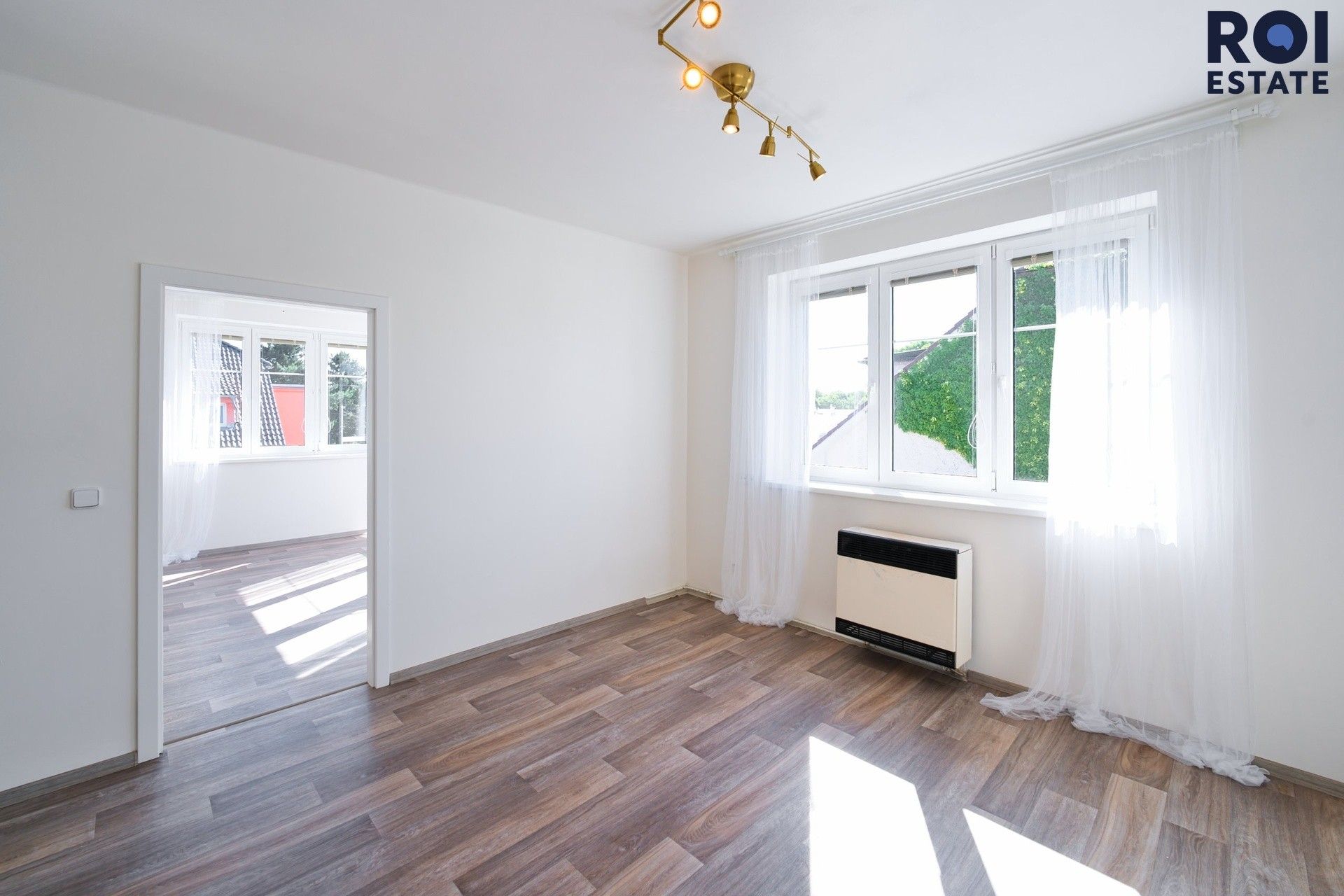 Pronájem bytu 2+1 53 m² - foto 3