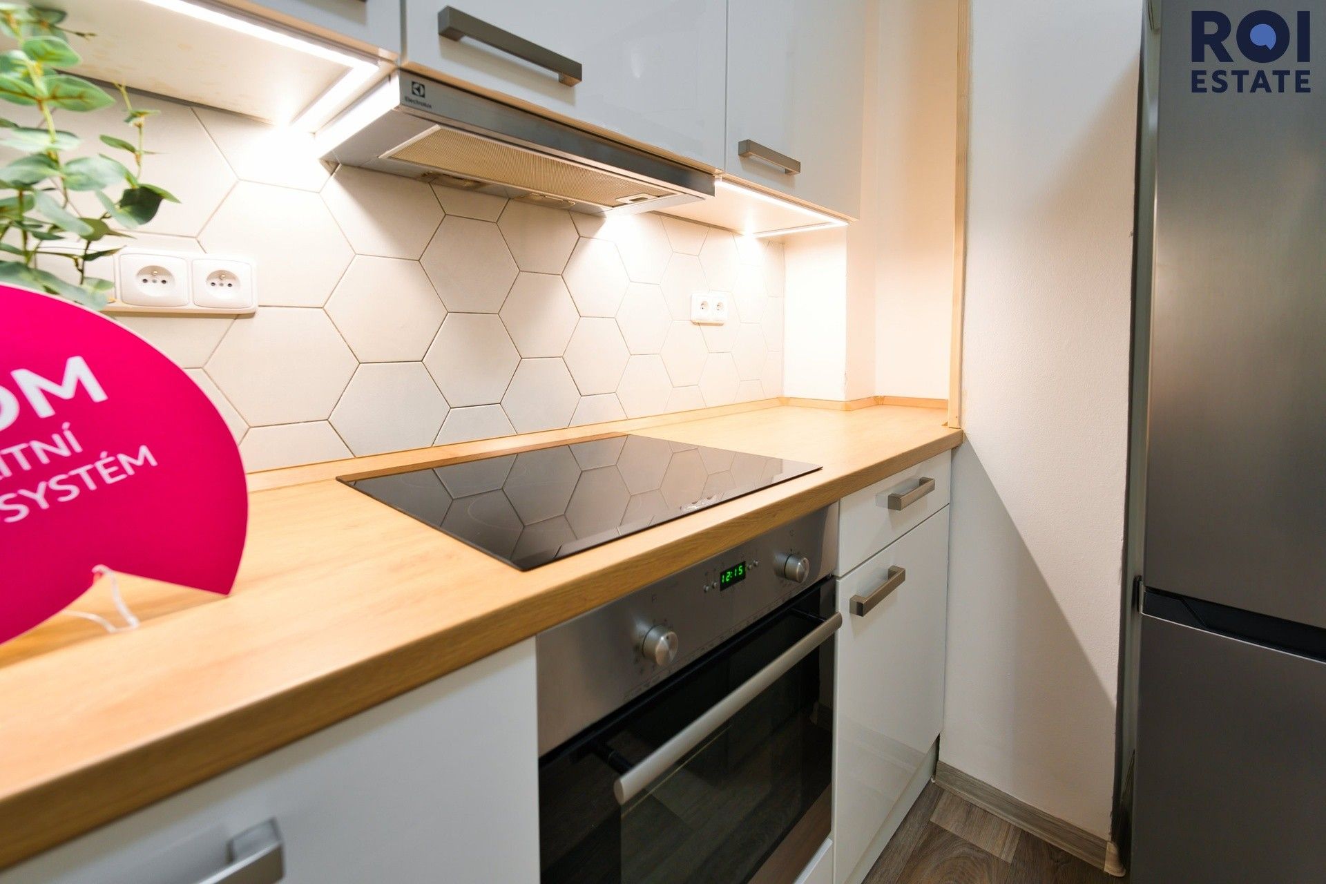 Pronájem bytu 2+1 53 m² - foto 5