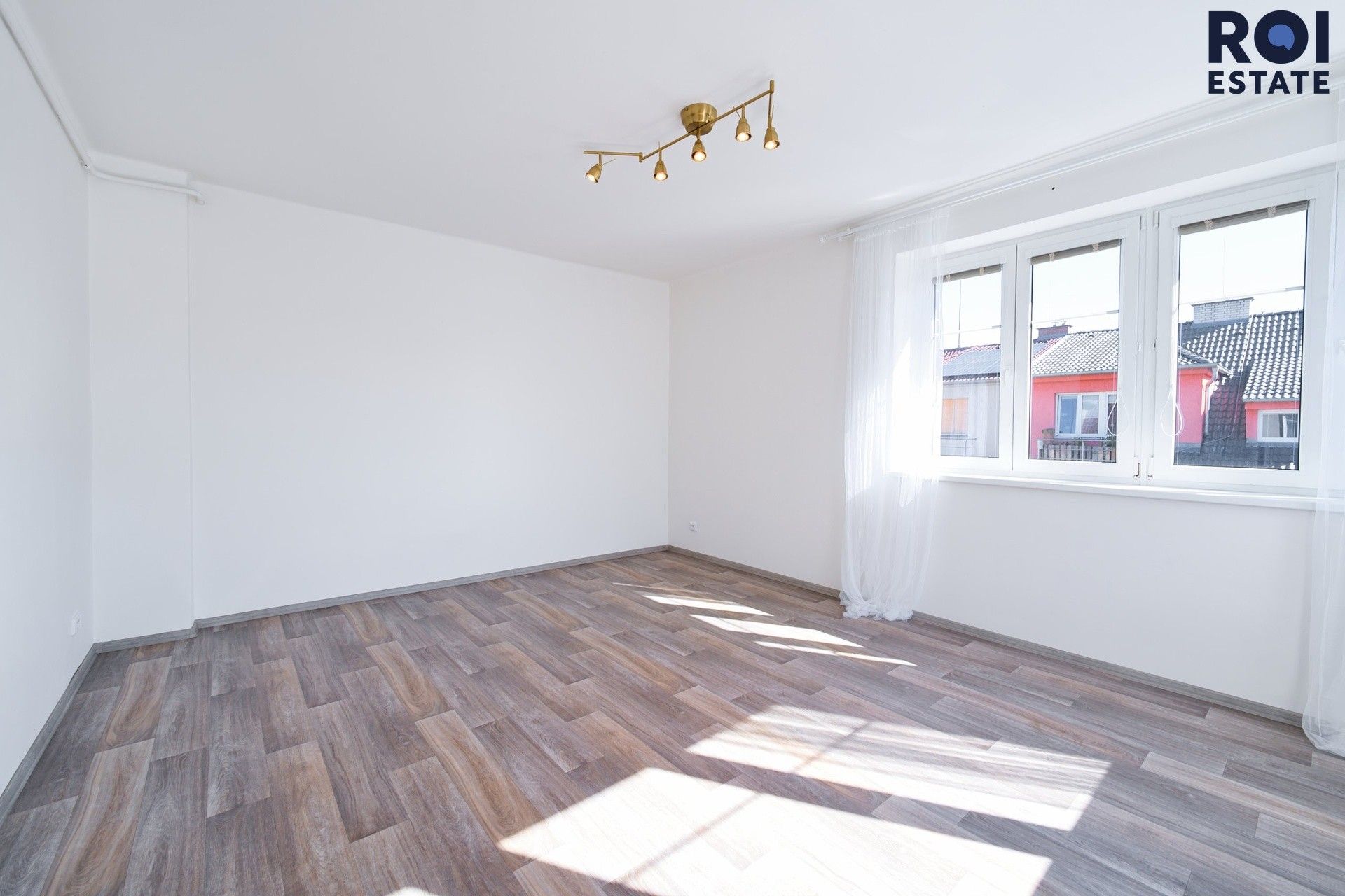Pronájem bytu 2+1 53 m² - foto 8