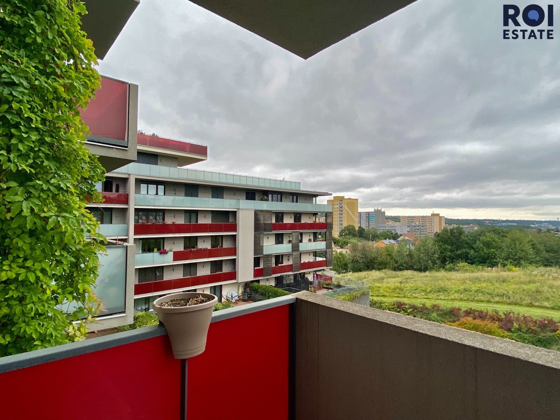 Pronájem bytu 3+kk 94 m² - foto 17