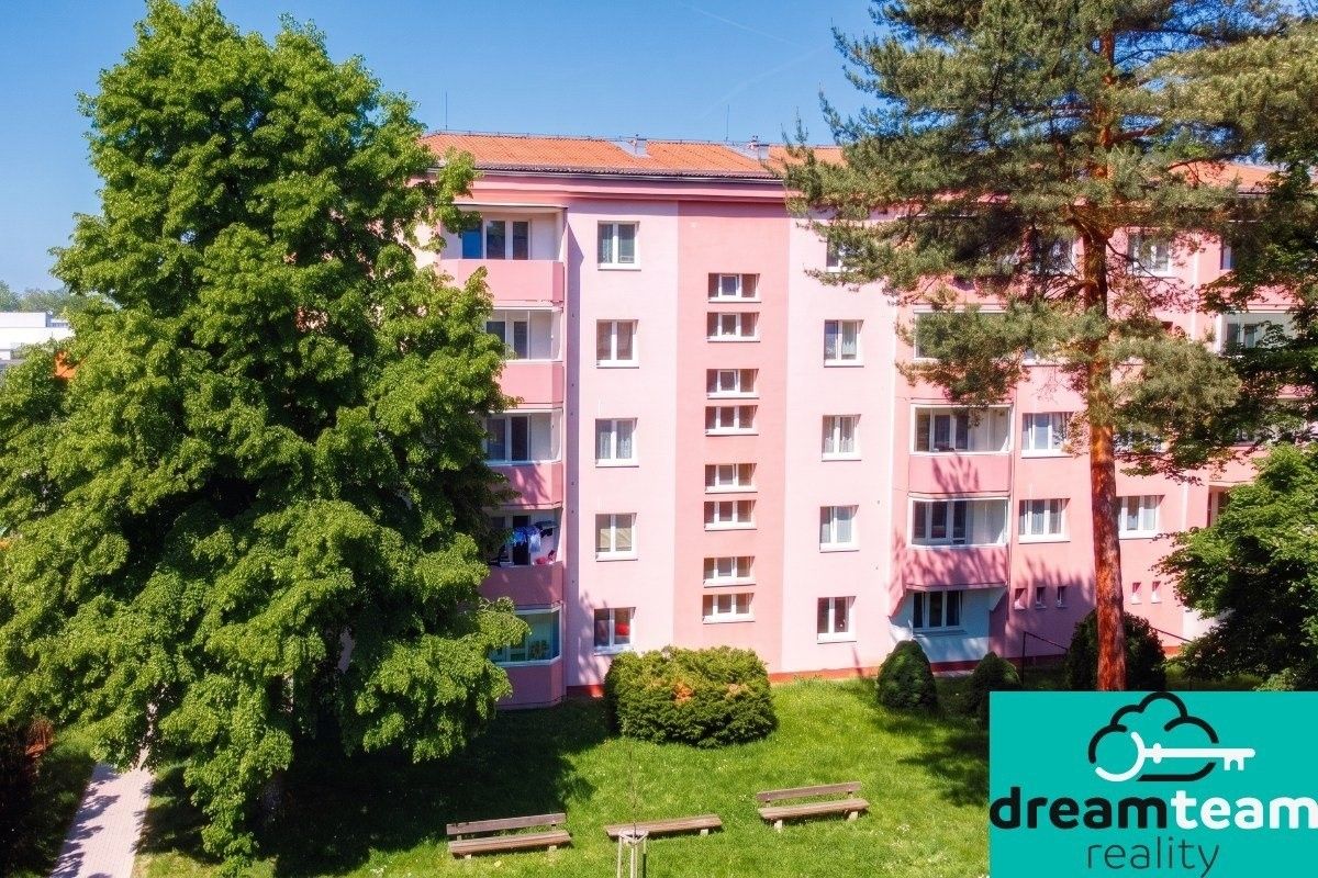 Prodej bytu 3+1 74 m² - foto 1