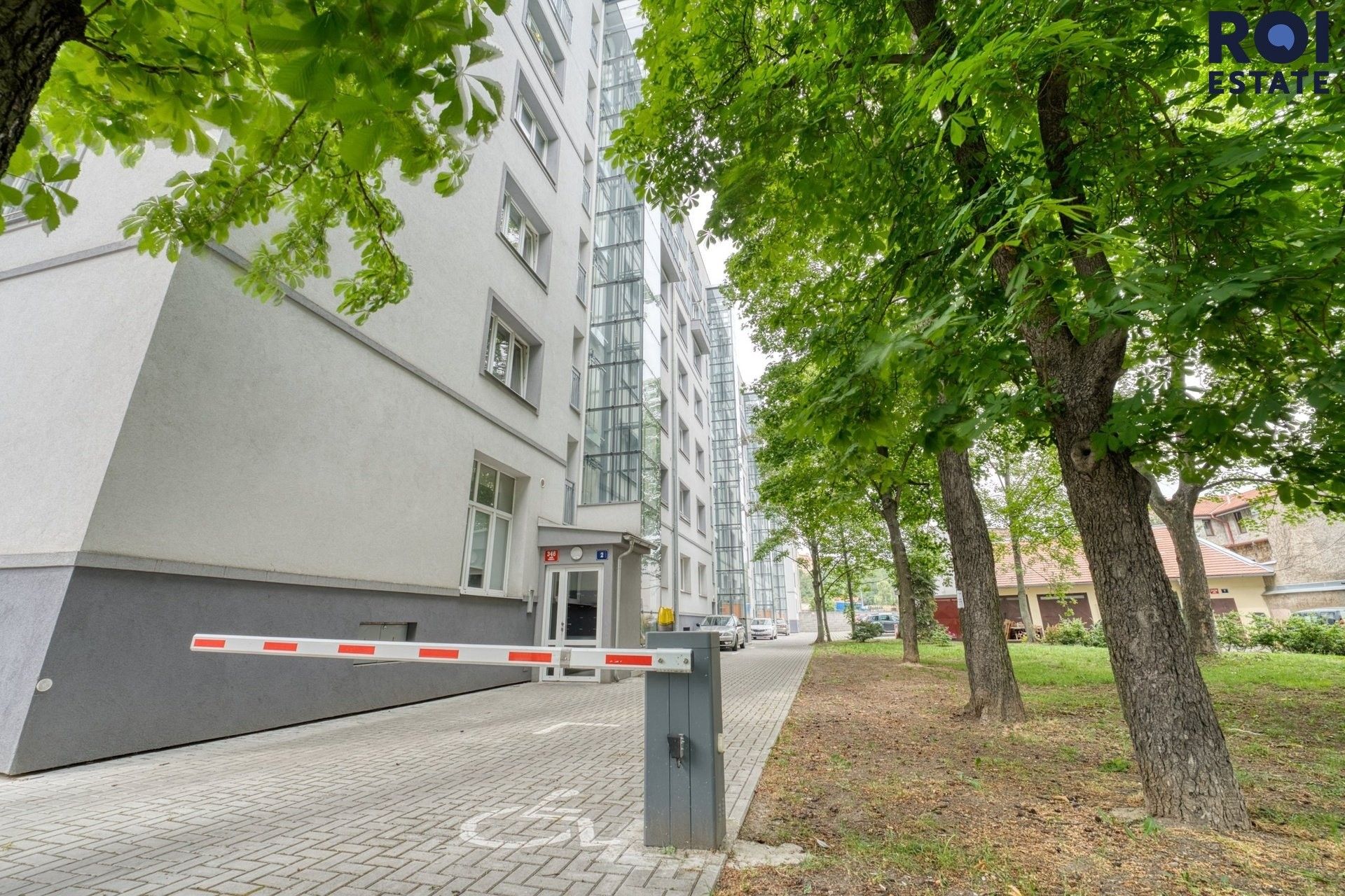 Pronájem bytu 2+kk 64 m² - foto 12