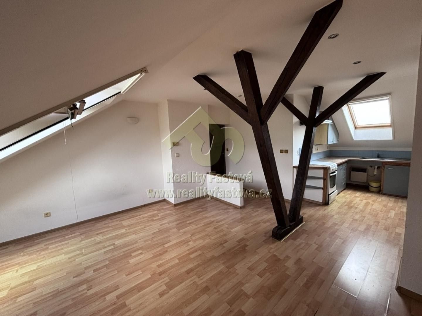 Pronájem bytu 2+kk 54 m² - foto 3