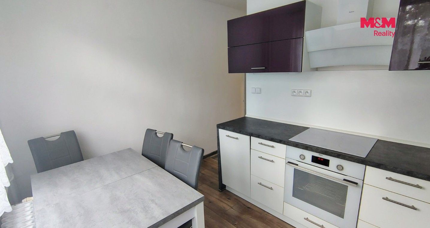 Pronájem bytu 2+1 57 m² - foto 3