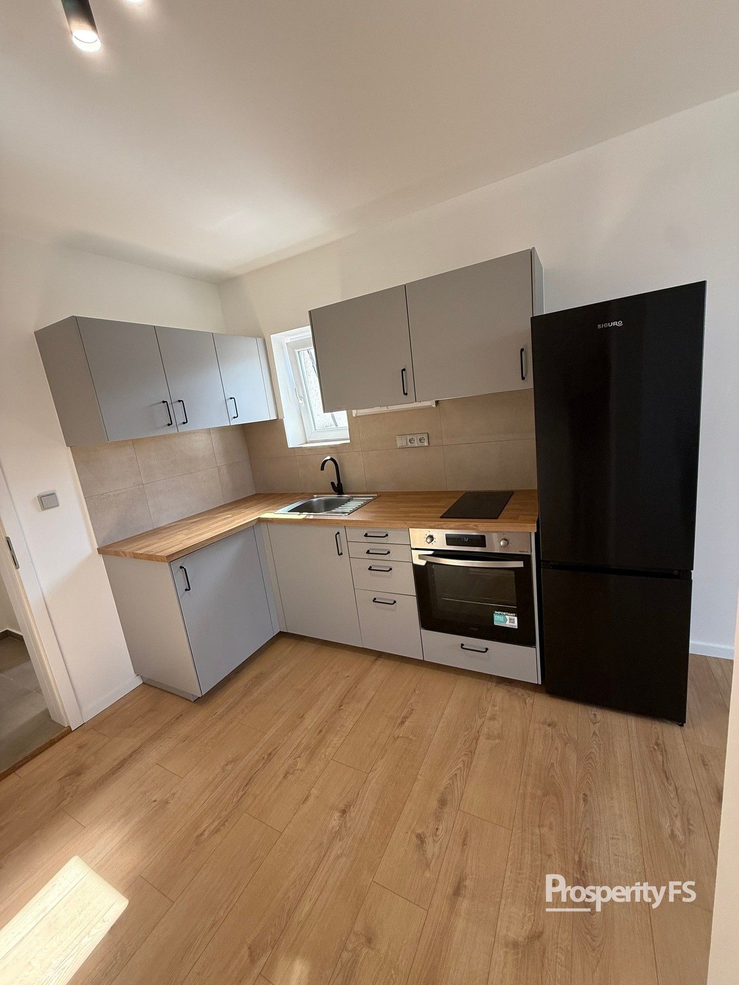 Pronájem bytu 2+kk 47 m² - foto 1