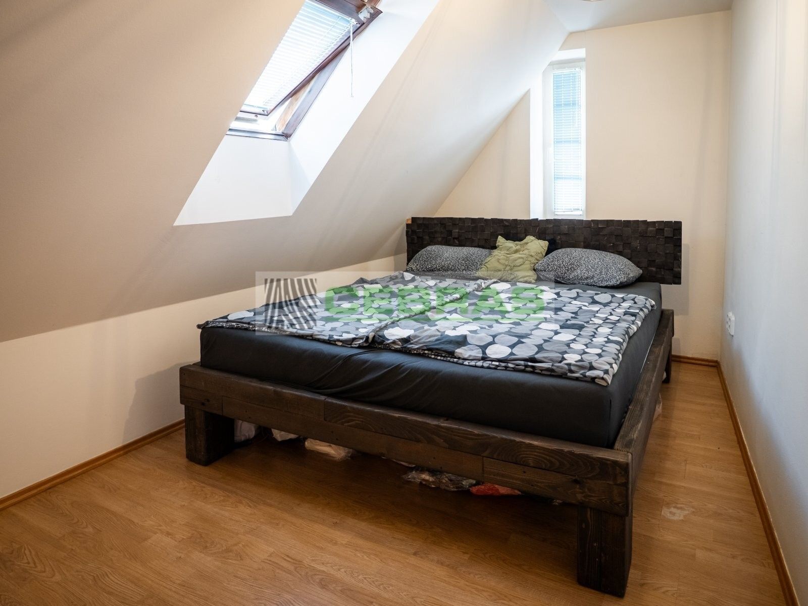 Pronájem bytu 3+kk 71 m² - foto 2