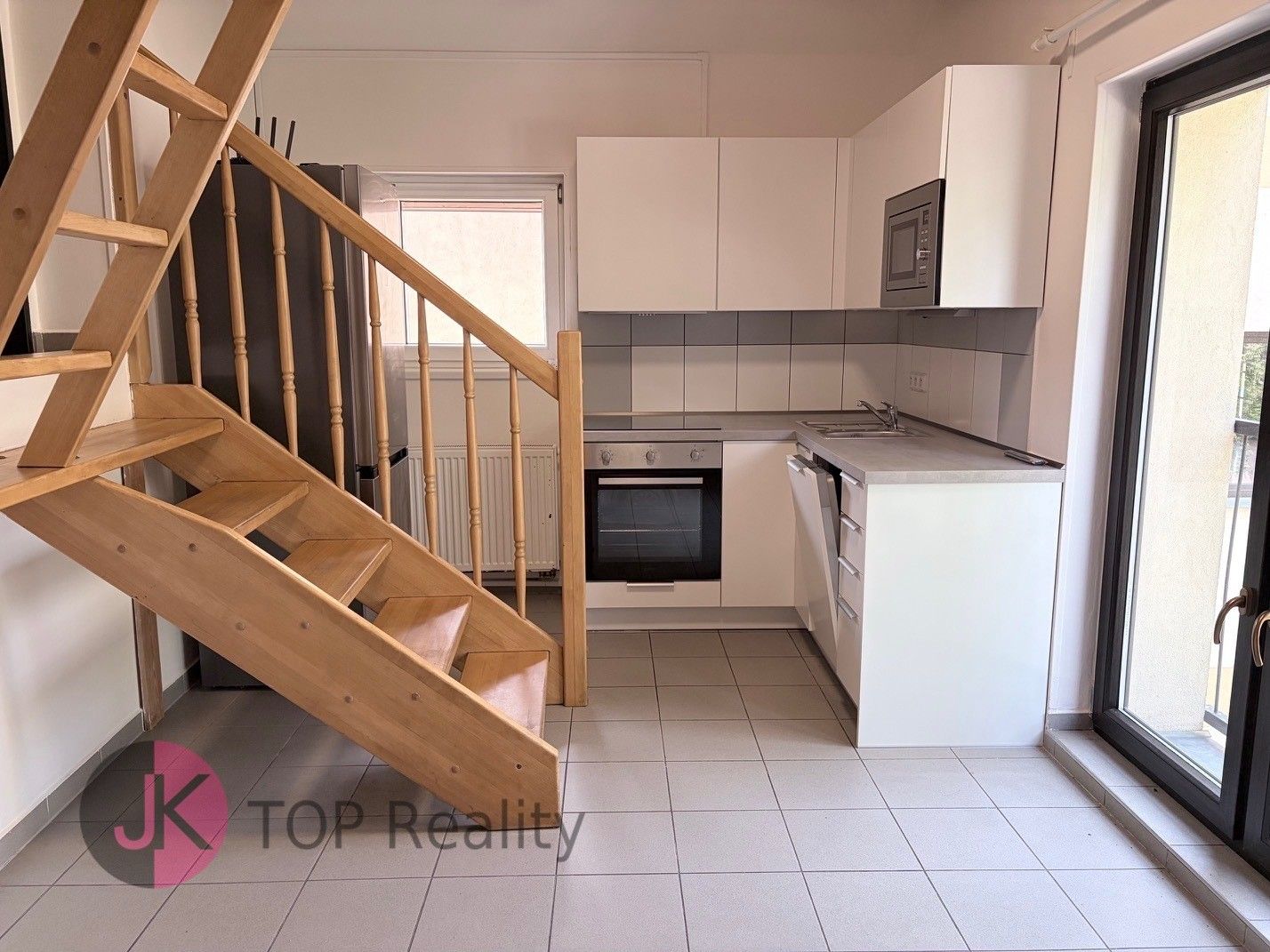 Pronájem bytu 2+kk 46 m² - foto 1