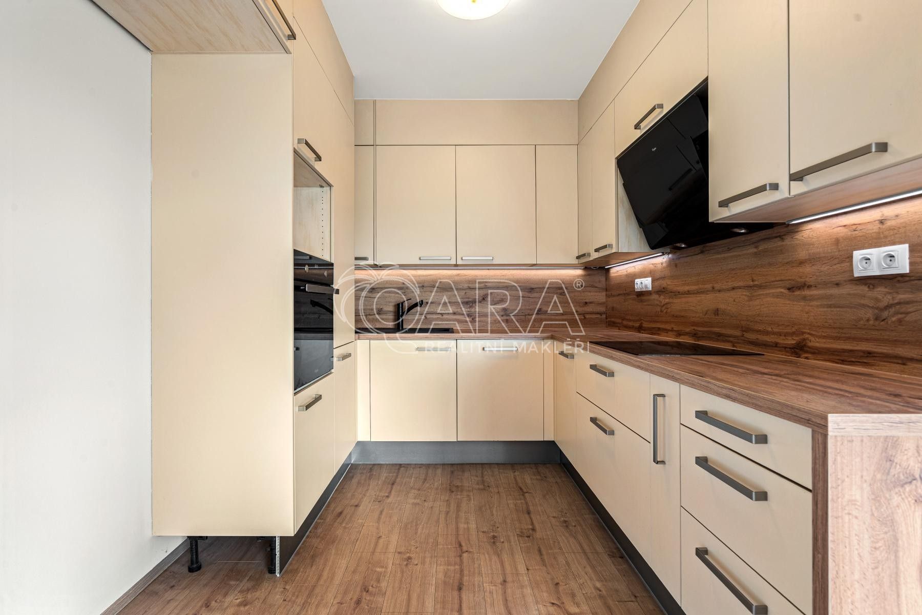 Prodej bytu 3+kk 81 m² - foto 4